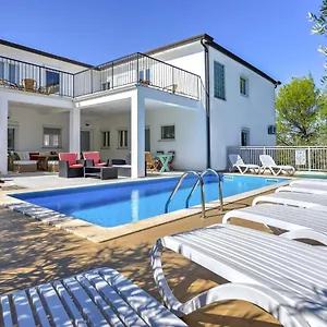 Apartment File-5 By Interhome Zambratija (Istria)